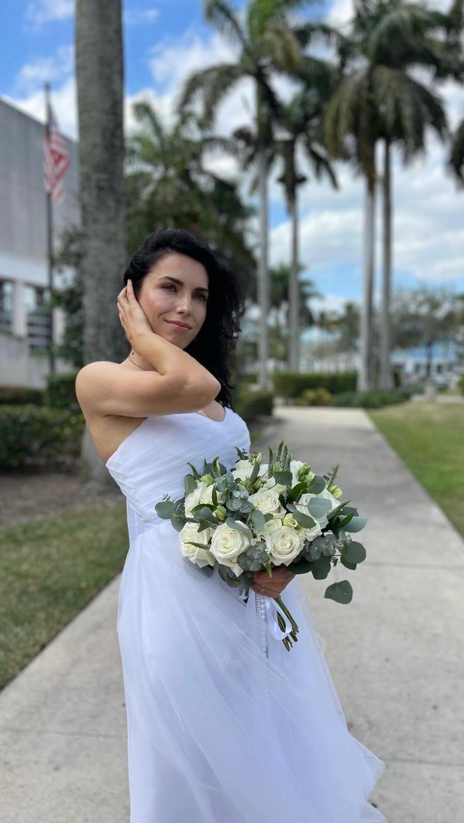 White Ranunculus & Rose Bridal Bouquet