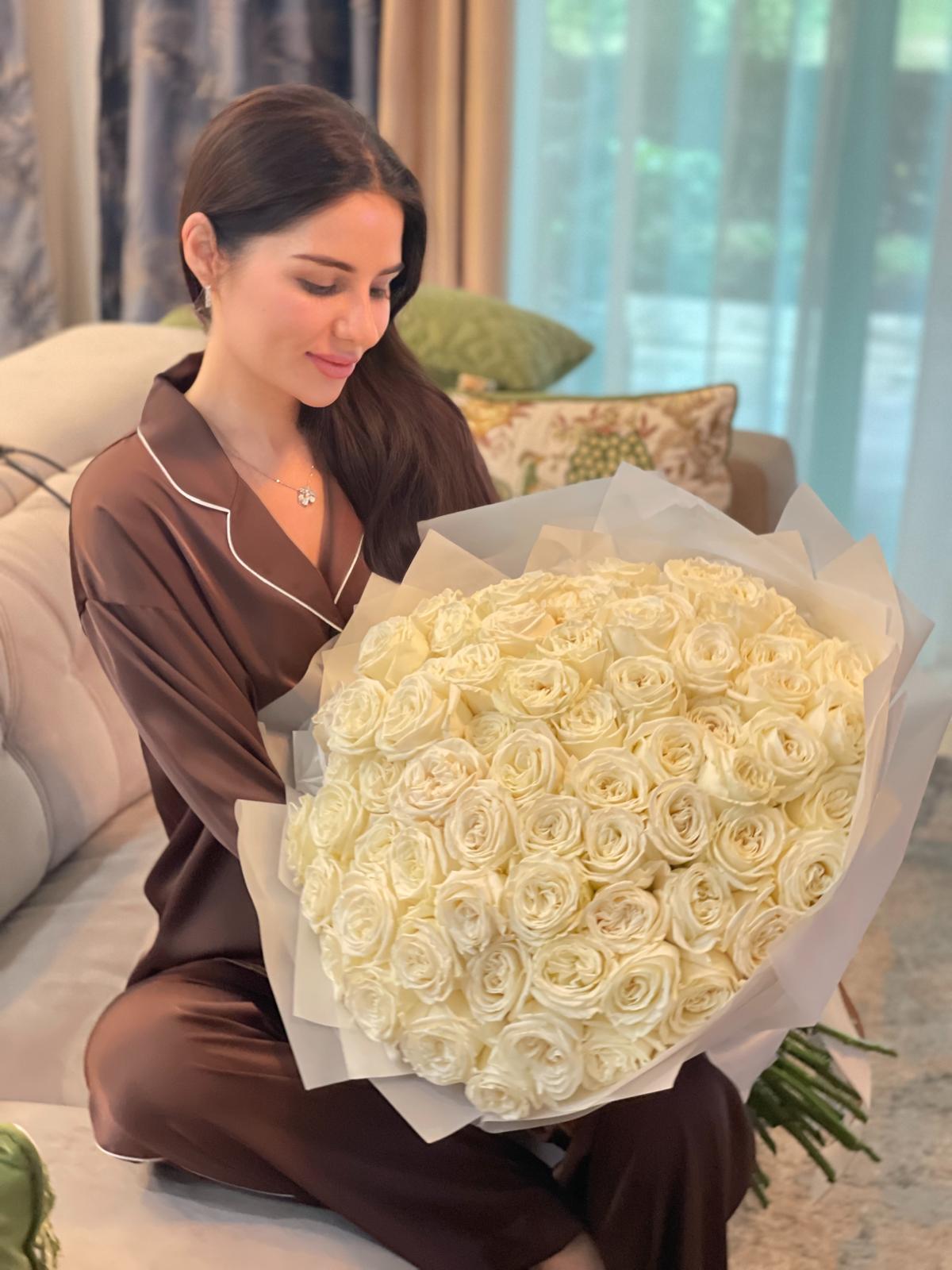 Classic Cream Rose Bouquet
