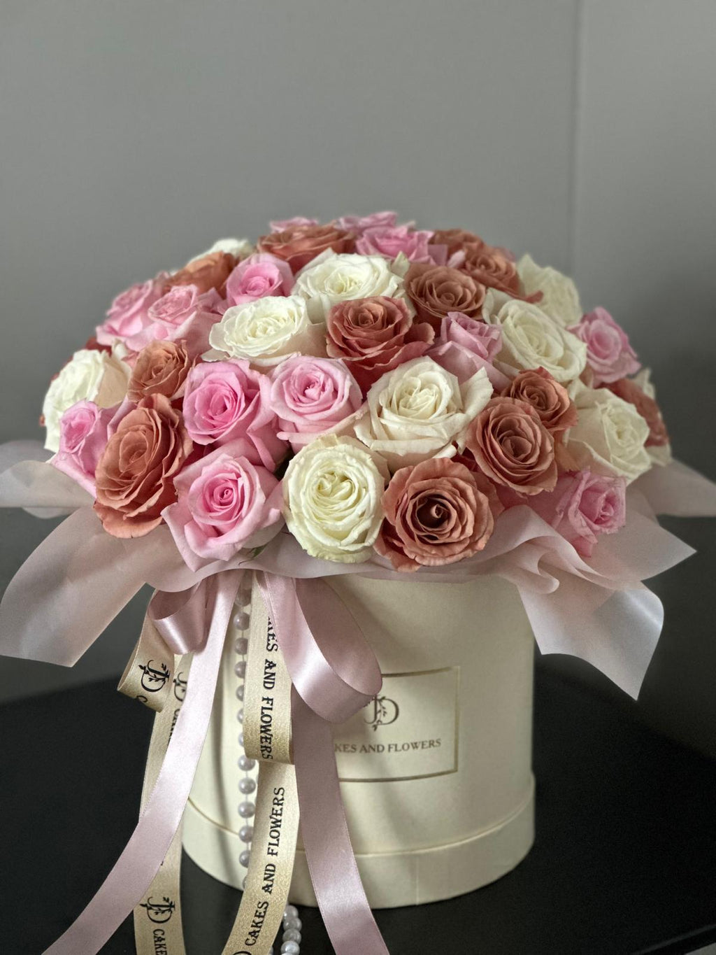 Luxe Mixed Roses Gift Box